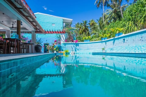 Property building, Restaurant/places to eat, Swimming pool