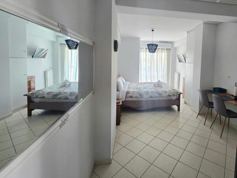 In Centre Suite by Open City Apartment in Arcadia, Greece