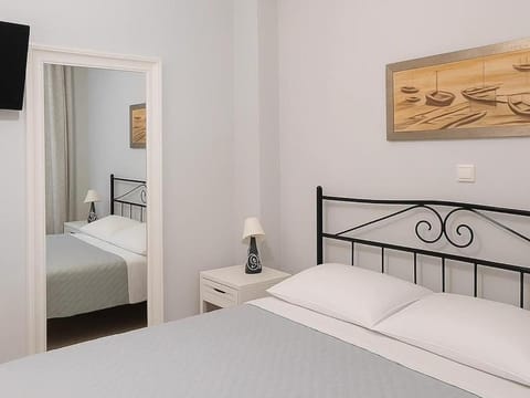 In Centre Suite by Open City Apartment in Arcadia, Greece