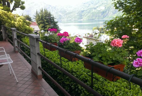 Patio, Natural landscape, Garden, View (from property/room), Balcony/Terrace, Garden view, Lake view, Mountain view