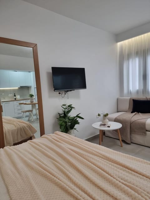 Seating area, Bedroom