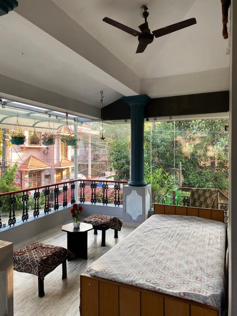 Bed, View (from property/room), Balcony/Terrace, Seating area