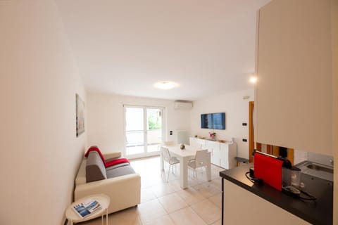 Sun & Fun Apartment - Morena Apartment in Riva del Garda