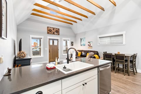 Walnut Cottage House in Sandpoint