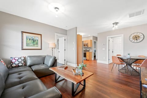 Lower Lakeshore Living Apartment in Lake Junaluska