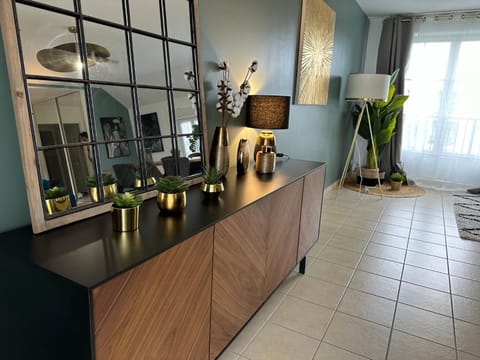 L'Escale du Trianon by Vyvea Apartment in Île-de-France