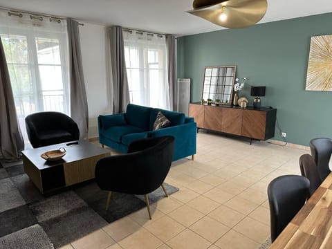 L'Escale du Trianon by Vyvea Apartment in Île-de-France