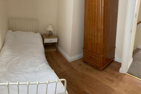 Challoner House - sleeps 5 House in Hartlepool