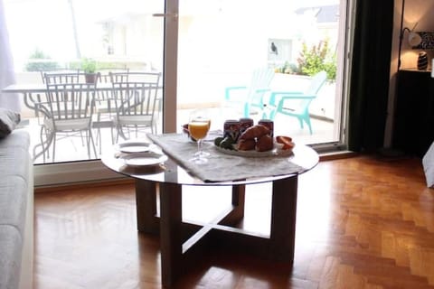 Maia's Beach Studio Žnjan Apartment in Split