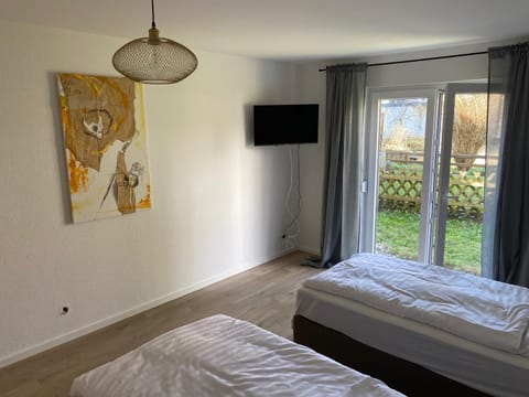 Monteurswohnung mit kleinem Garten 600M zur Stadtmitte Apartment in Siegen