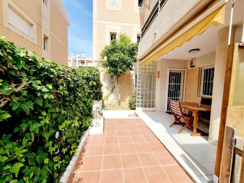 Balcony/Terrace, furniture
