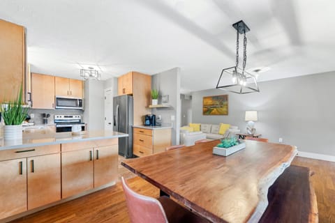 Lakeshore Living House in Lake Junaluska