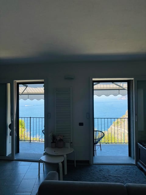 Loft Il Castello con terrazza sul mare Apartment in Riomaggiore