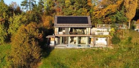 Property building, Day