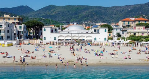 Hotel Premuda Hotel in Spotorno