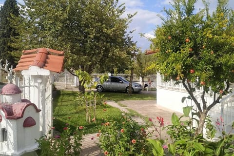 Vasiliki's guest house House in Halkidiki