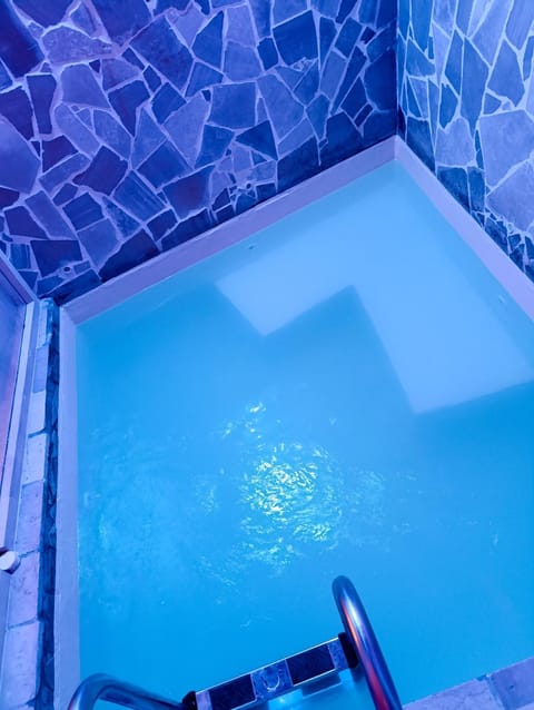 Hot Tub, Pool view, Swimming pool