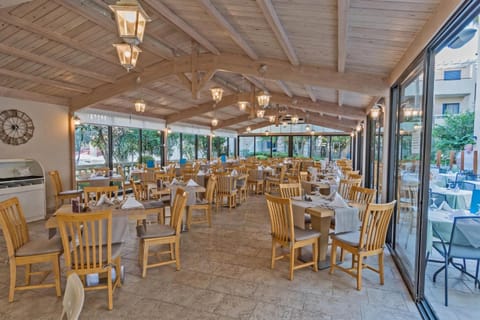 Restaurant/places to eat, Day