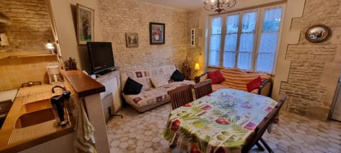 Maison de vacances bord de mer Normandie plage du débarquement proche Caen House in Bernières-sur-Mer