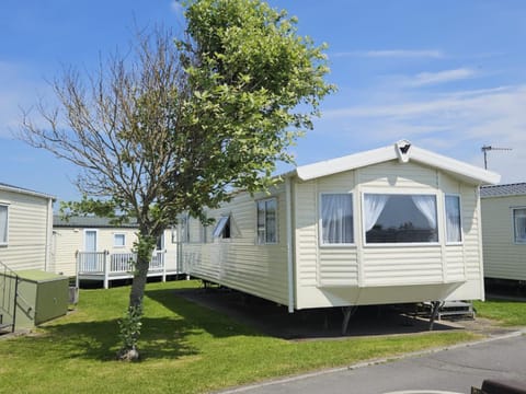 6 Berth on John Fowlers (Sandy Glade) Brean House in Sedgemoor