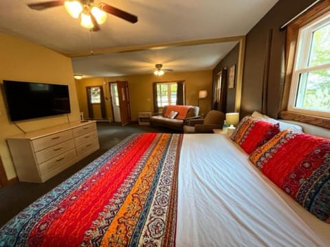 Little Bluff Inn Hotel in Trempealeau