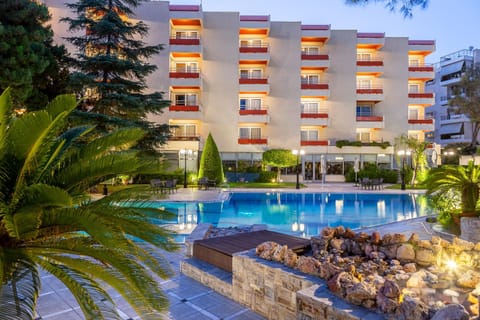 Property building, Swimming pool, Swimming pool