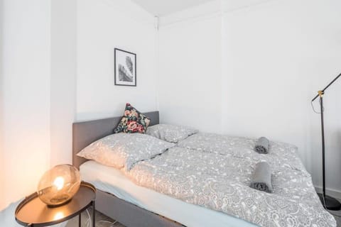 Two Bedroom Apartment and Bathrooms Apartment in Hamburg