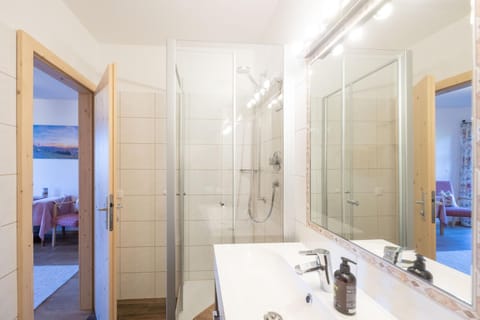 Gästehaus Kleinbuch Farm Stay in Tegernsee