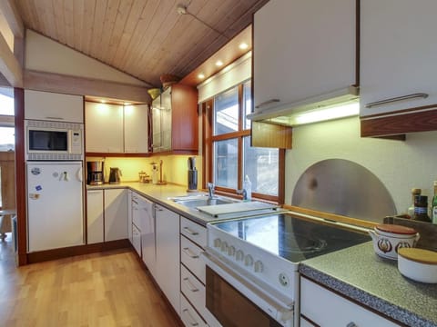 Holiday Home Essie - 250m from the sea by Interhome House in Løkken