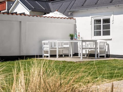 Holiday Home Uddi - 150m from the sea by Interhome House in Løkken