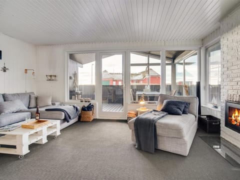 Holiday Home Kiina - 100m from the sea by Interhome House in Blokhus