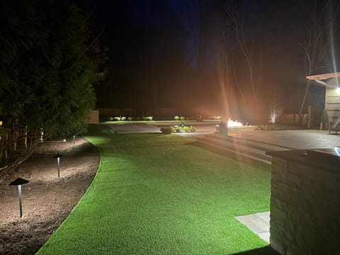 Hidden Haven House in Chikaming Township