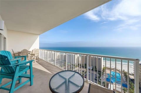 Day, Summer, Balcony/Terrace, Seating area, Sea view