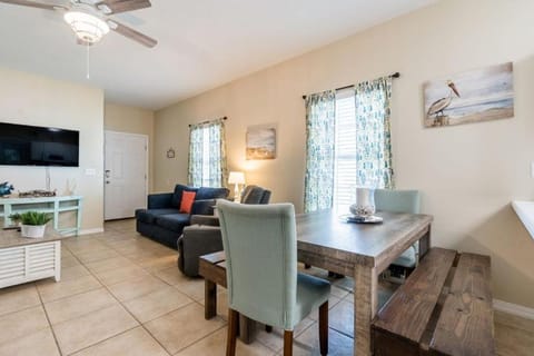 Orange Beach Villas - Salt Life by Youngs Suncoast House in Orange Beach