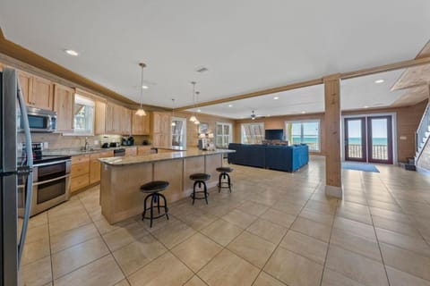 Day, Kitchen or kitchenette, Living room, Seating area, Sea view, Area and facilities, microwave, oven, kitchen