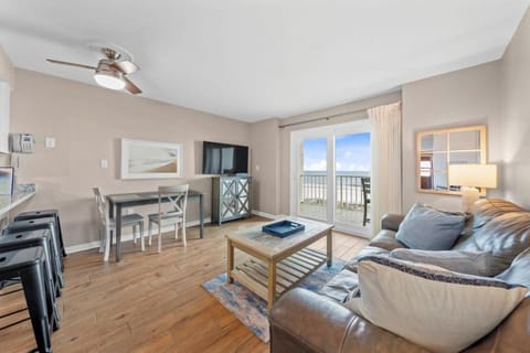 Seacrest 305 by Youngs Suncoast Apartment in West Beach