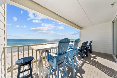 Day, Balcony/Terrace, Seating area, Beach, Sea view