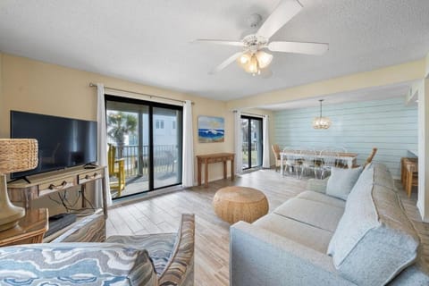 Seascape 111 by Youngs Suncoast Apartment in Orange Beach