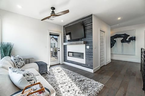 TV and multimedia, Living room