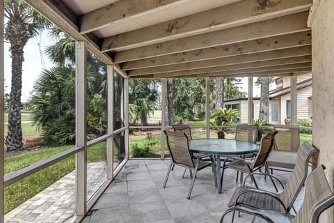 Endless Summers - Golf-view condo w beach access House in Sawgrass