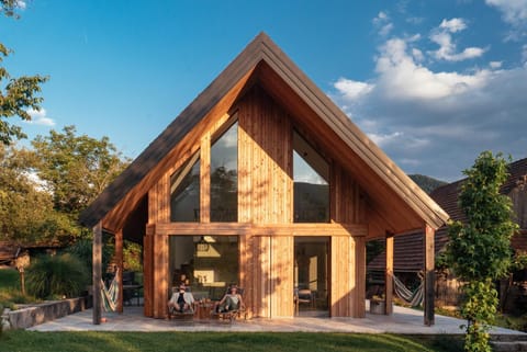 Property building, Patio, Day, Garden, Garden view
