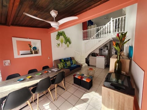 Living room, Dining area