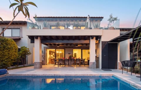 Property building, Patio, Day, Swimming pool