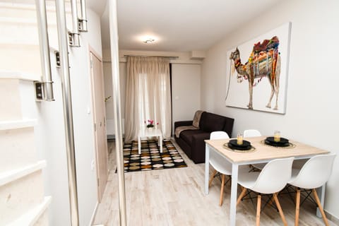 Living room, Seating area, Dining area
