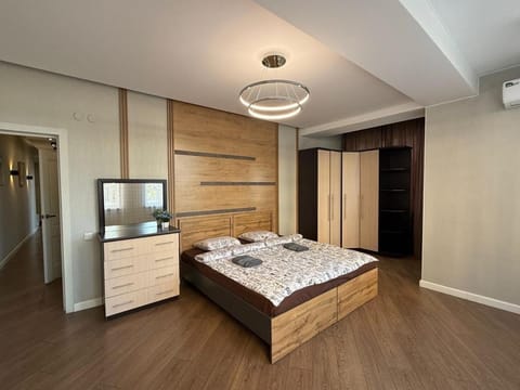 Bed, Bedroom, air conditioner