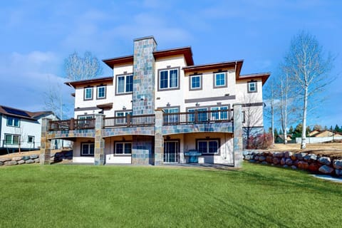 Black Bear Lodge House in Eagle County