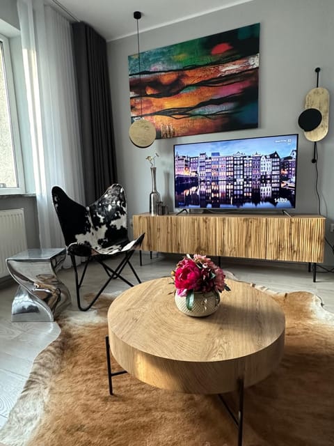 The Mirrors Apartment in Sopot