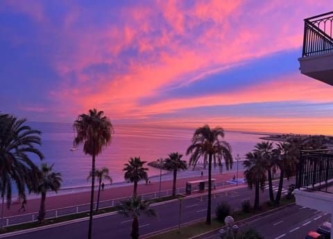 Luxury apartment with sea view on the first line Promenade des Anglais Apartment in Nice