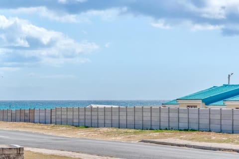 Duiker street 32 House in Western Cape