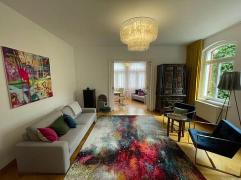 TV and multimedia, Living room, Photo of the whole room, Seating area